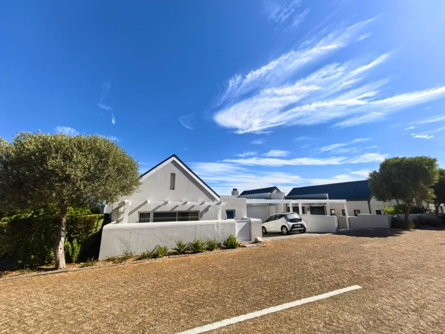 To Let 3 Bedroom Property for Rent in Schonenberg Western Cape